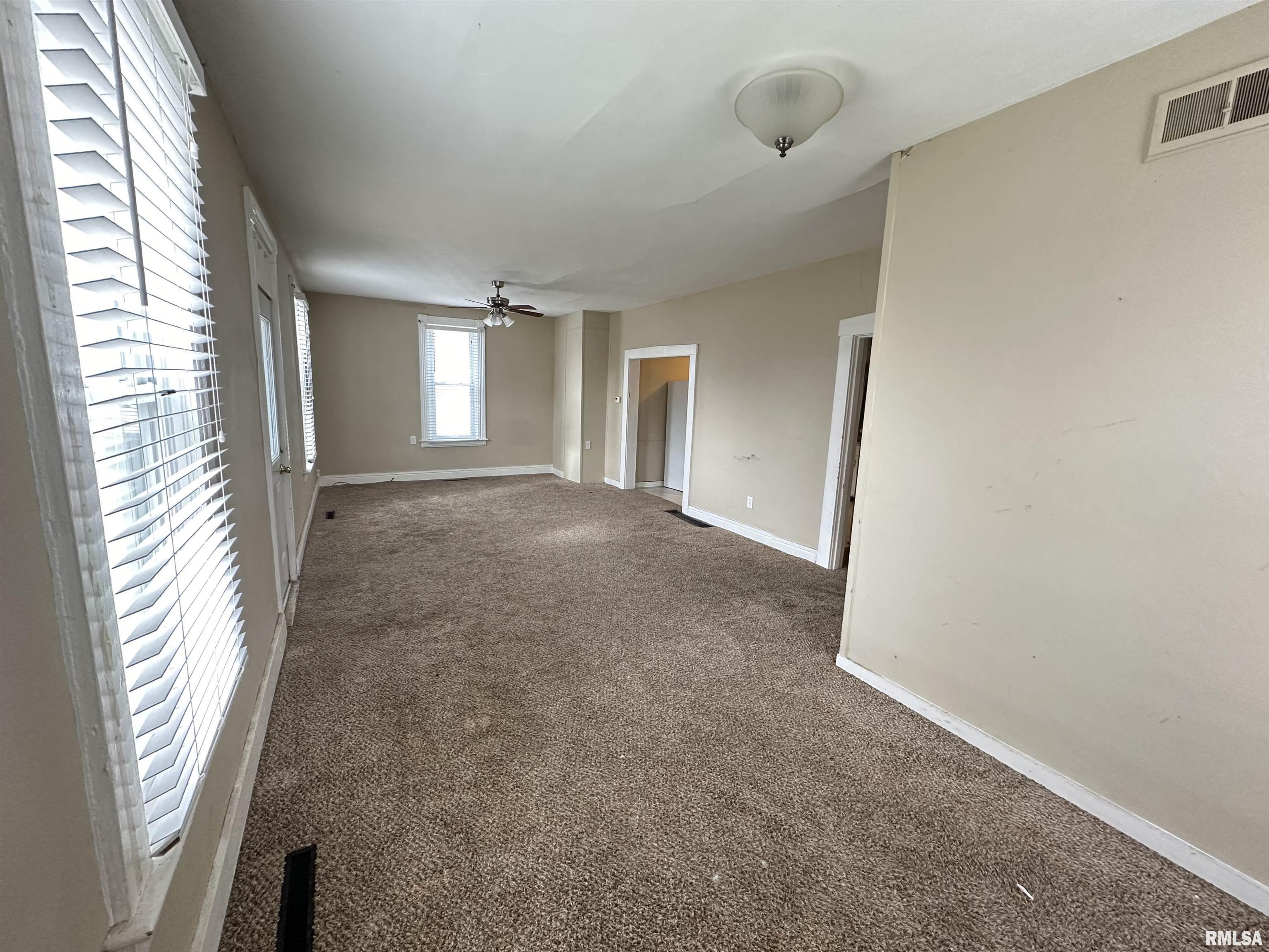 104 School Street Camp Point, IL 62320 - Photo 3 of 30