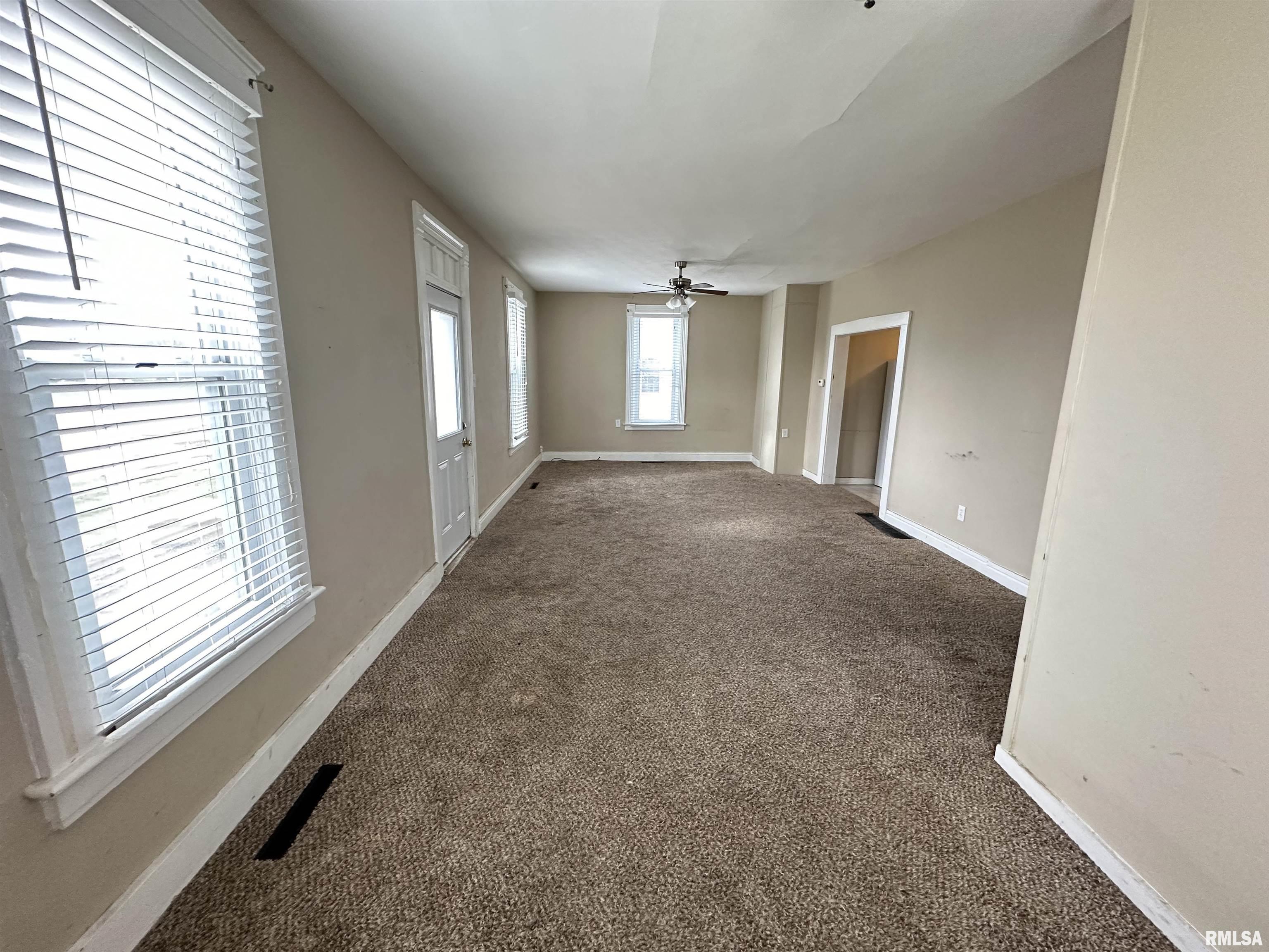 104 School Street Camp Point, IL 62320 - Photo 5 of 30