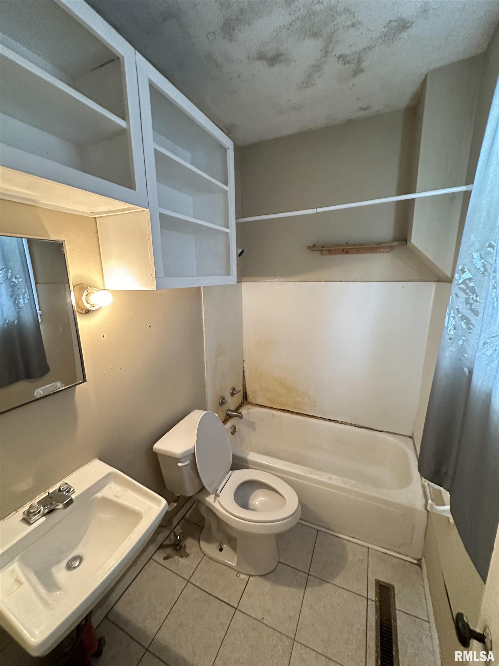 104 School Street Camp Point, IL 62320 - Photo 10 of 30