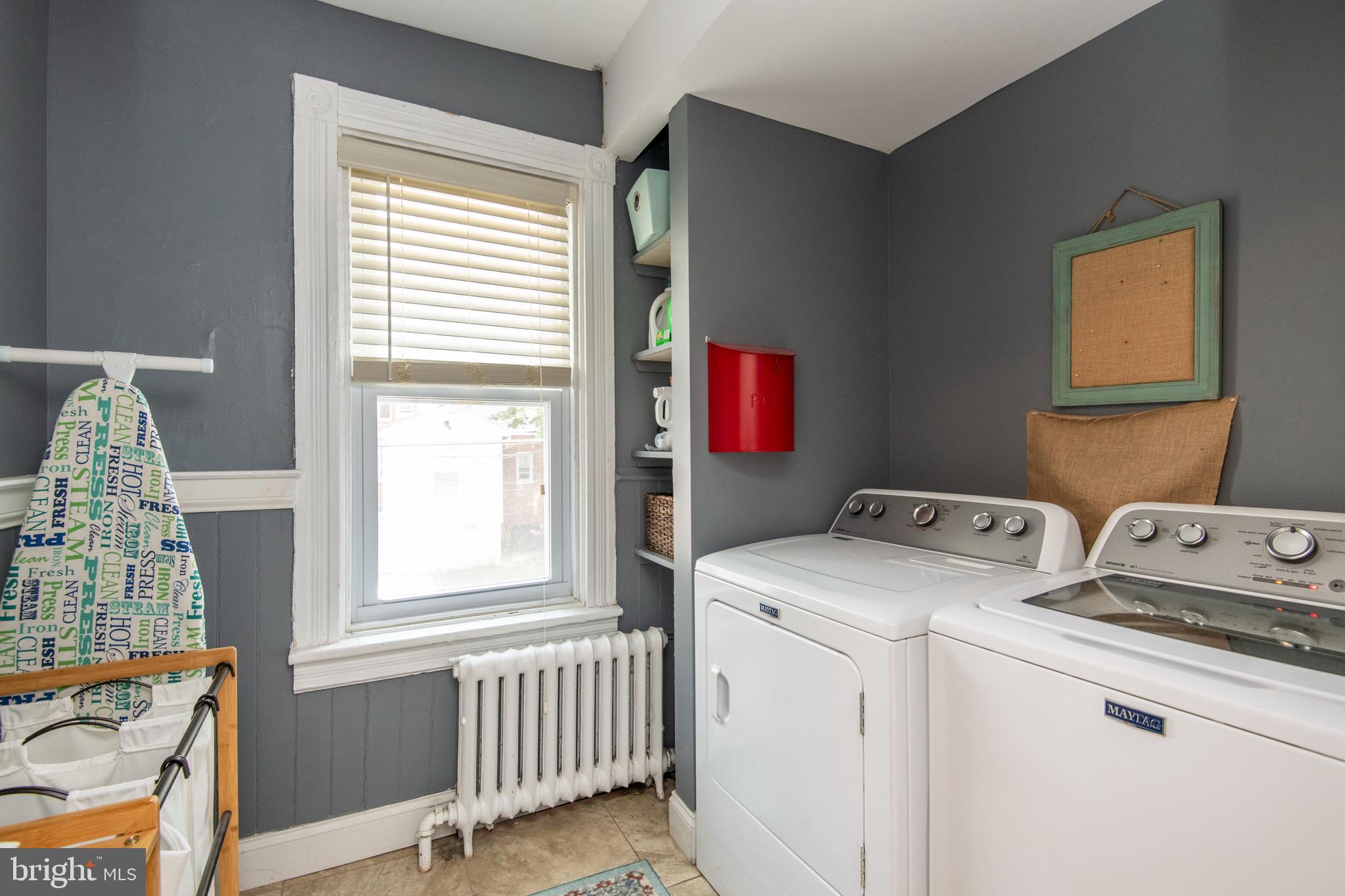 445 Nevin Street Lancaster, PA 17603 - Photo 28 of 53 a utility room with dryer and washer