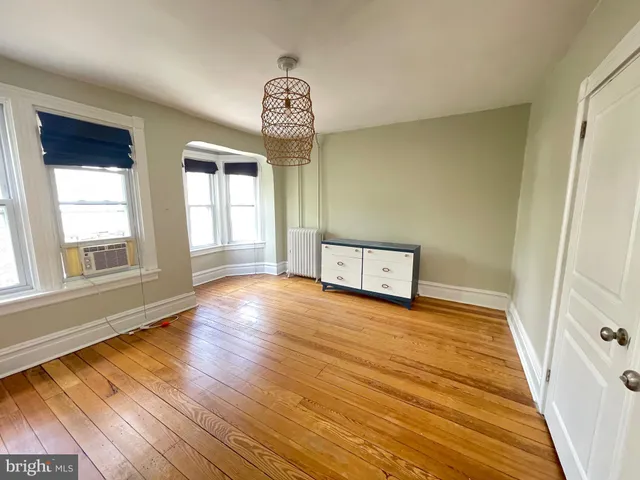 $2,200 | 445 Nevin Street, Lancaster, PA 17603