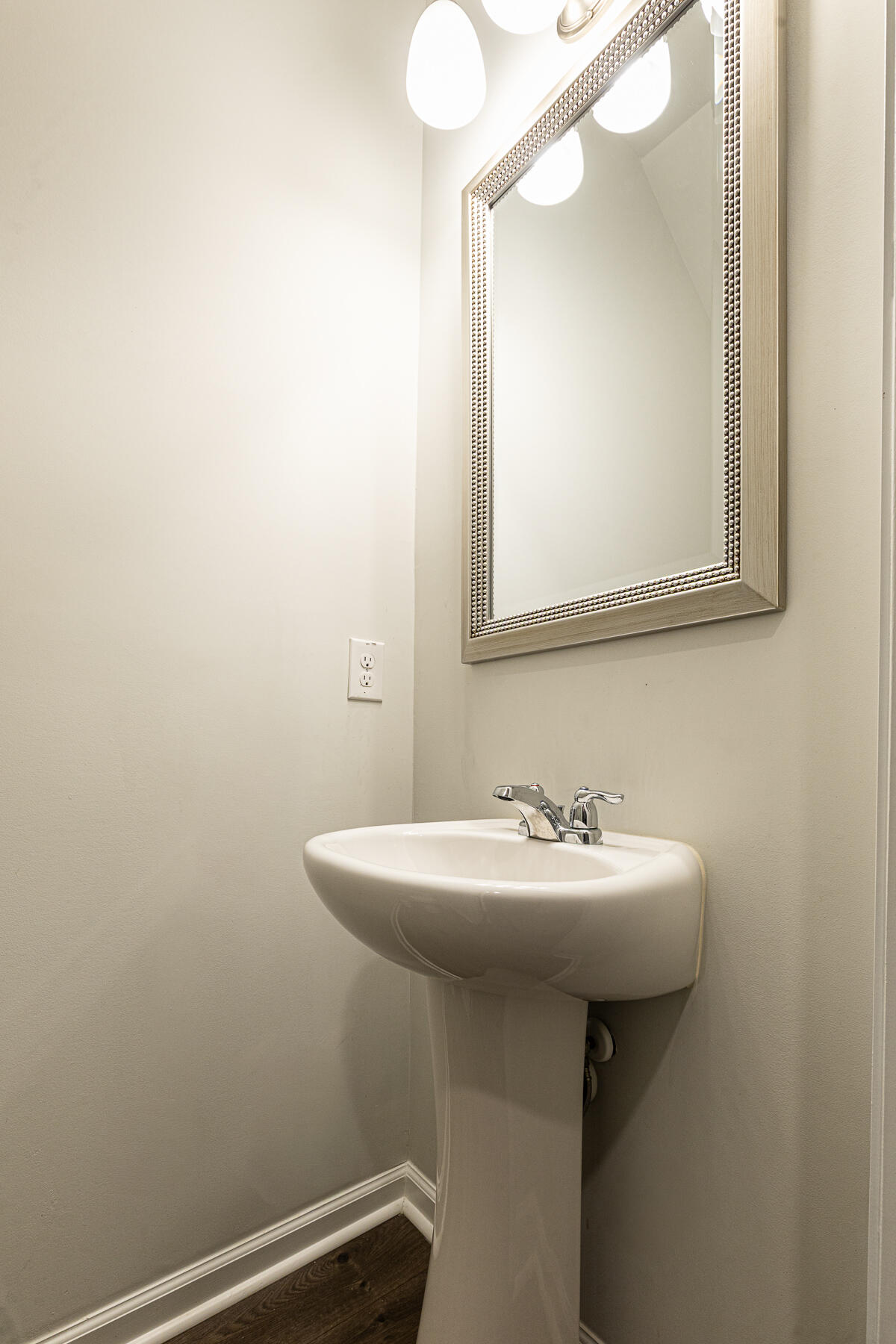 120 Petrell Road Summerville, SC 29483 - Photo 6 of 34 CB-31