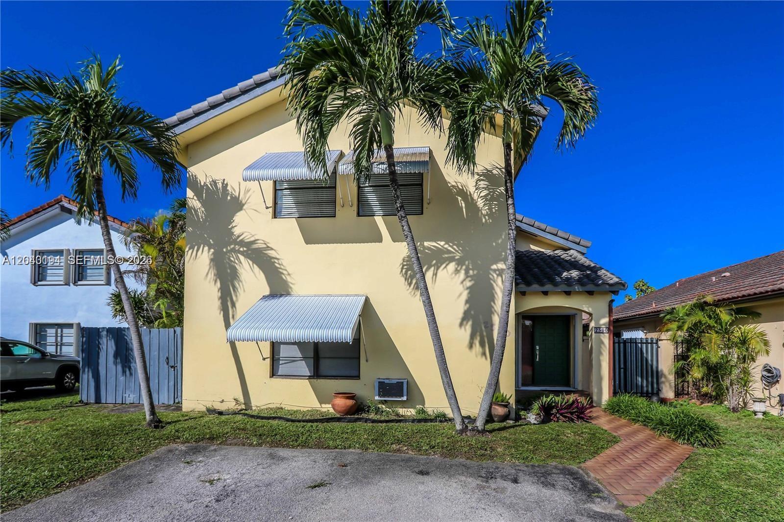2500 Southwest 113th Court Miami, FL 33165 - Photo 2 of 31