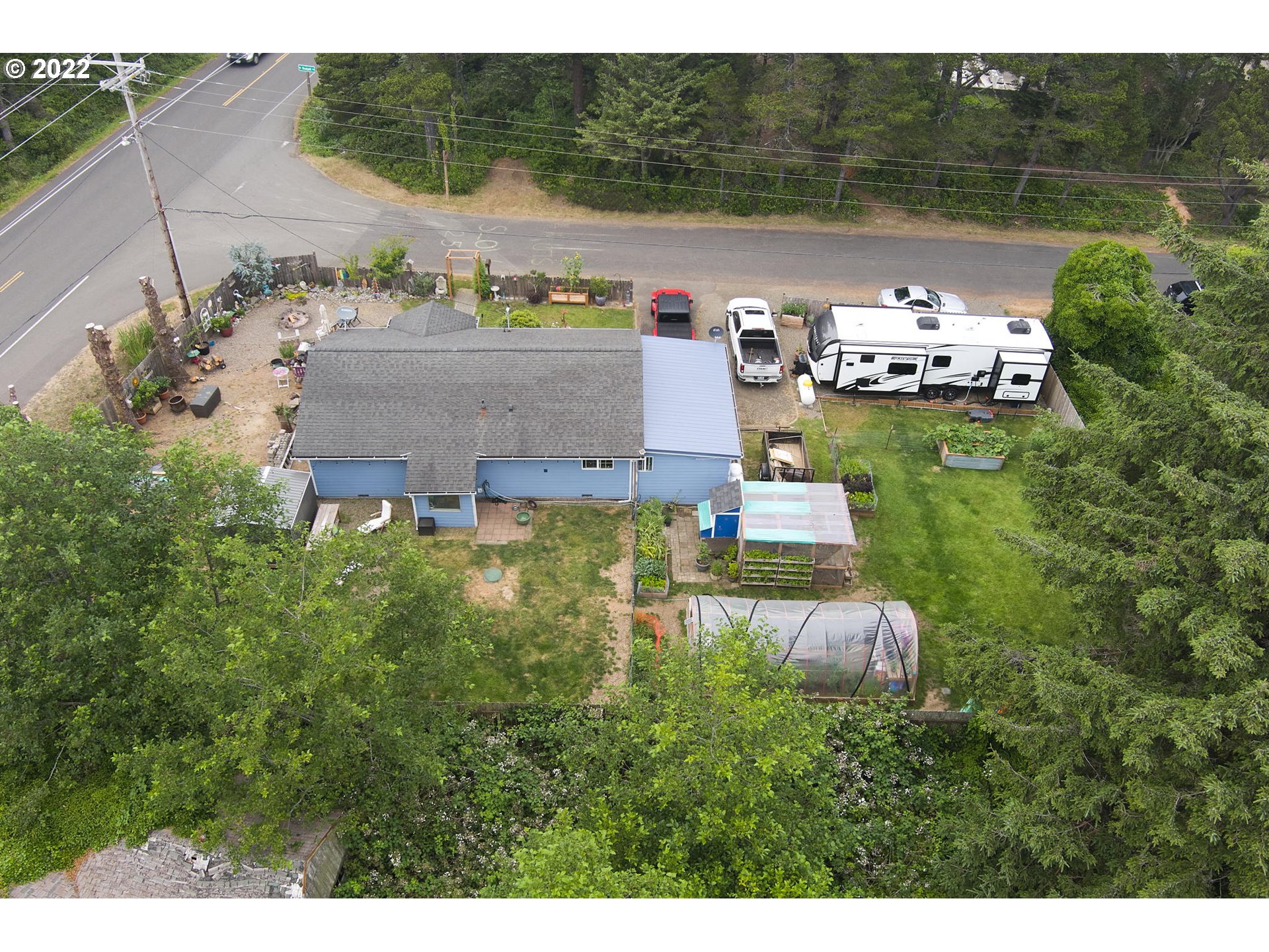 46 Northeast Blodgett Road Yachats, OR 97498 - Photo 27 of 32