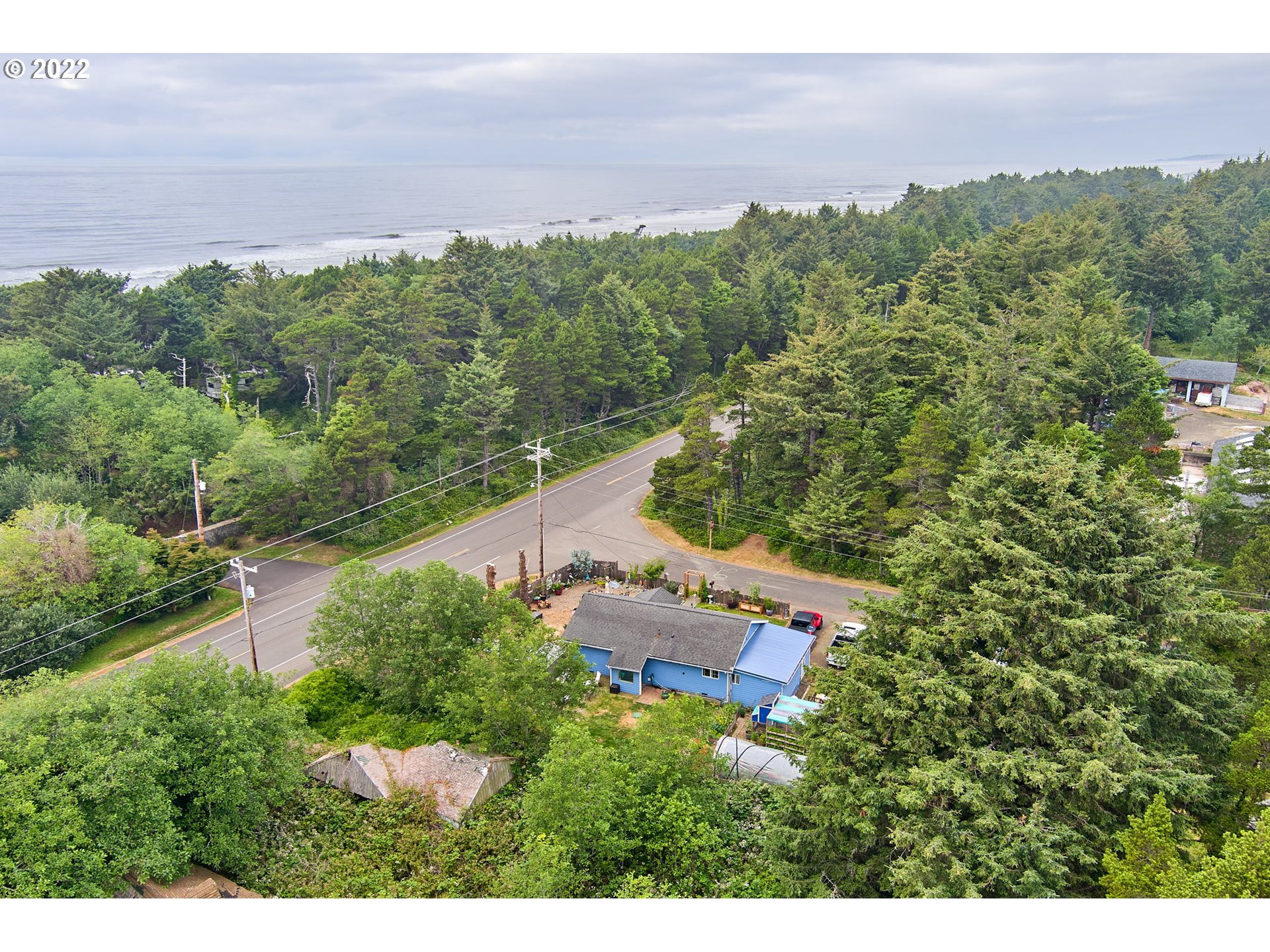 46 Northeast Blodgett Road Yachats, OR 97498 - Photo 28 of 32