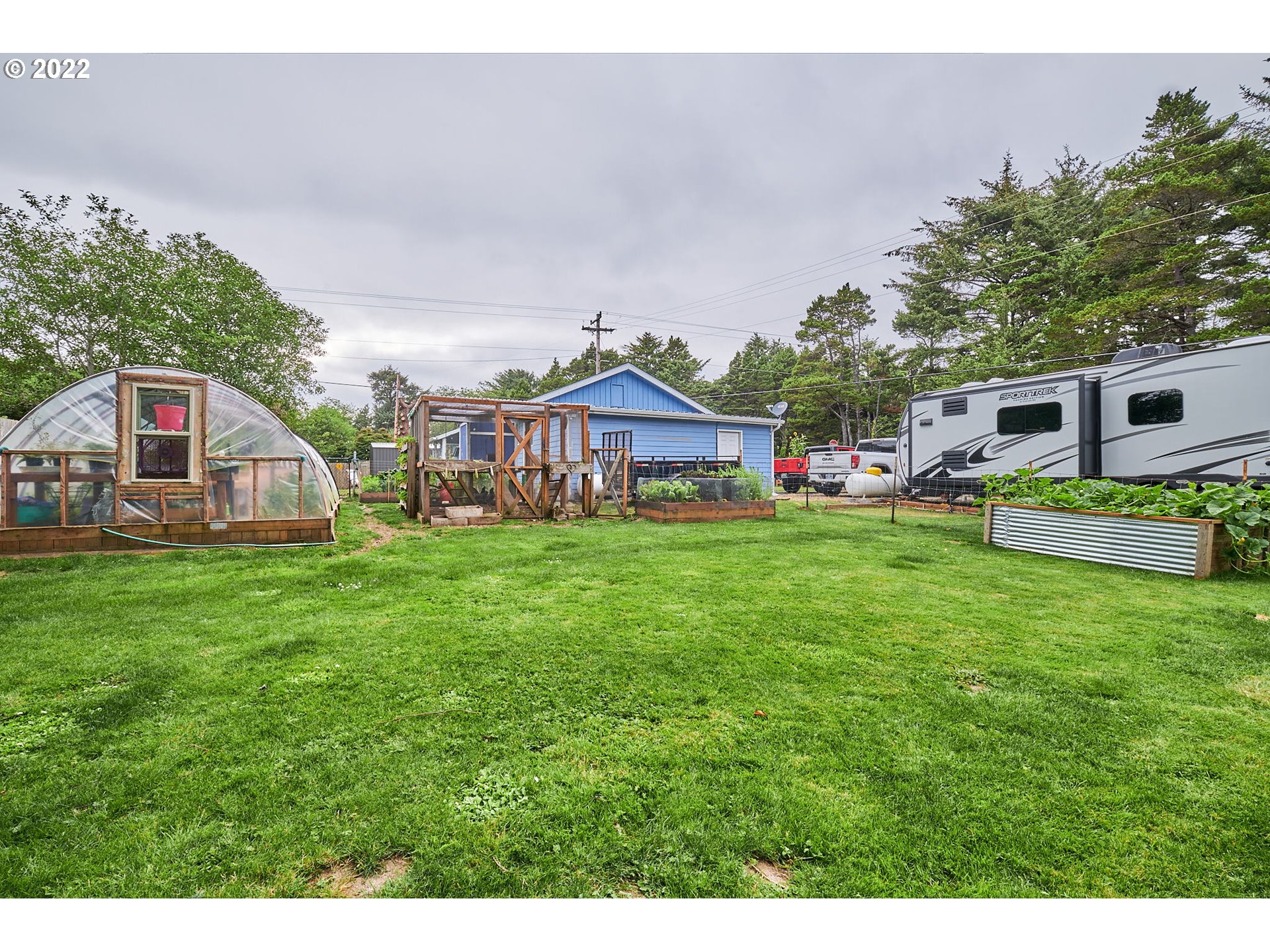 46 Northeast Blodgett Road Yachats, OR 97498 - Photo 31 of 32