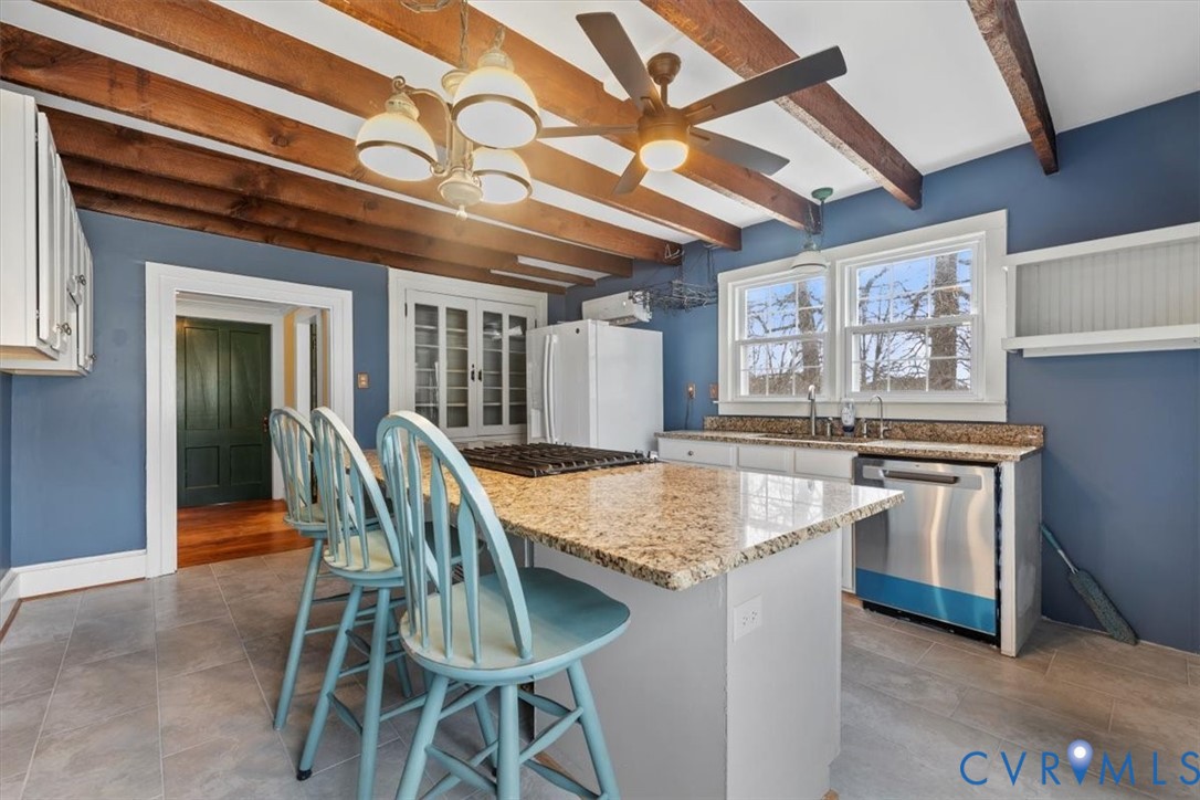 2297 Indian Oak Road Crewe, VA 23930 - Photo 10 of 49