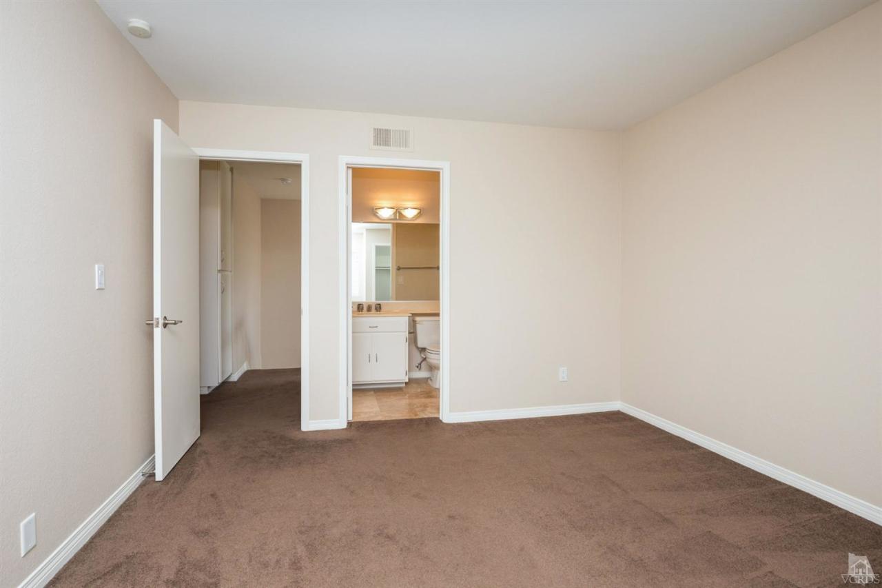 1940 Rory Lane, Unit 5 Simi Valley, CA 93063 - Photo 13 of 19