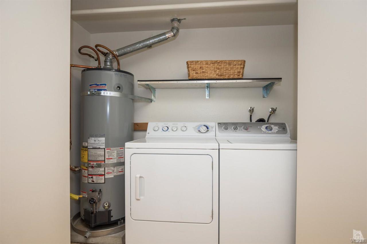 1940 Rory Lane, Unit 5 Simi Valley, CA 93063 - Photo 8 of 19 a utility room with dryer and washer