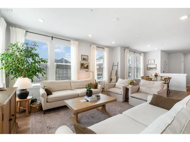 $639,900 | 14410 Southwest 165th Street, Tigard, OR 97223