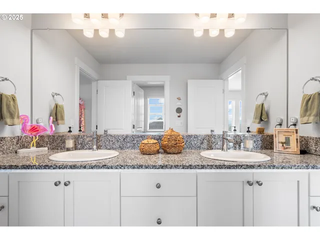 $639,900 | 14410 Southwest 165th Street, Tigard, OR 97223