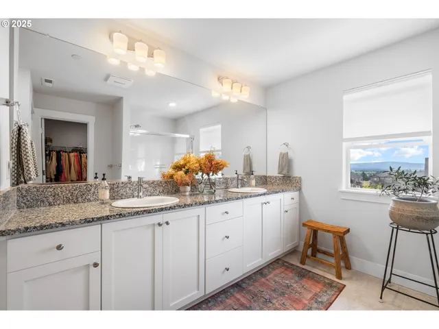 $639,900 | 14410 Southwest 165th Street, Tigard, OR 97223