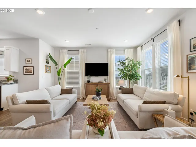 $639,900 | 14410 Southwest 165th Street, Tigard, OR 97223