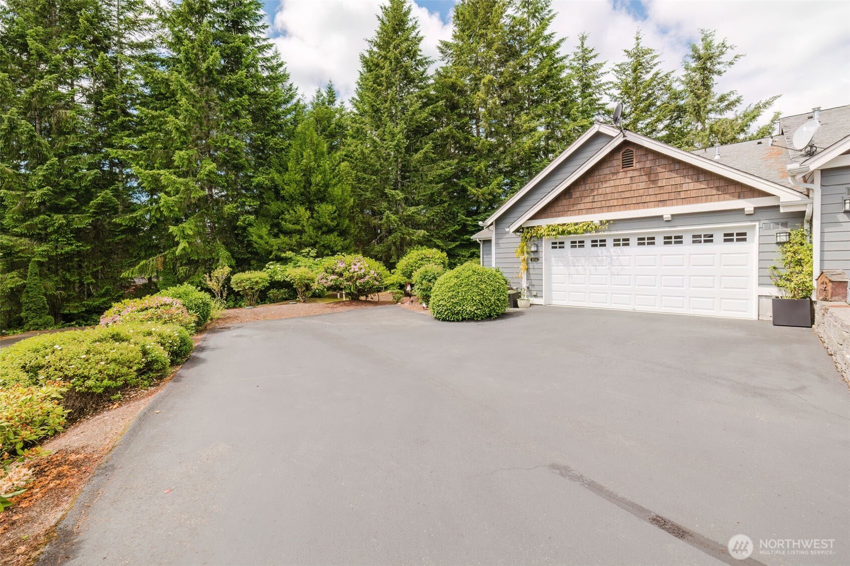 160 East Soderberg Road, Unit H24 Allyn, WA 98524 - Photo 2 of 38
