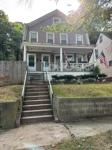 $1,800 | 977 Townsend Avenue, New Haven, CT 06512