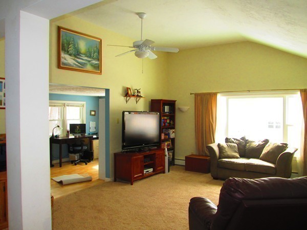 82 Park Road Charlton, MA 01507 - Photo 13 of 25 Gallery Image 13