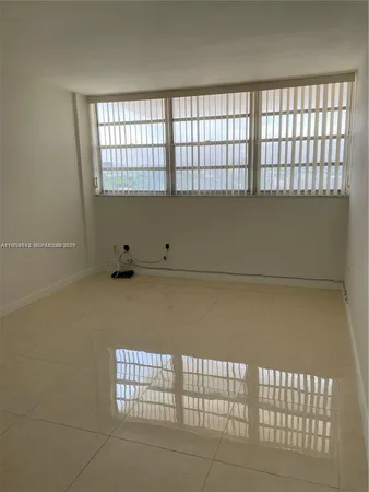 an empty room with closet