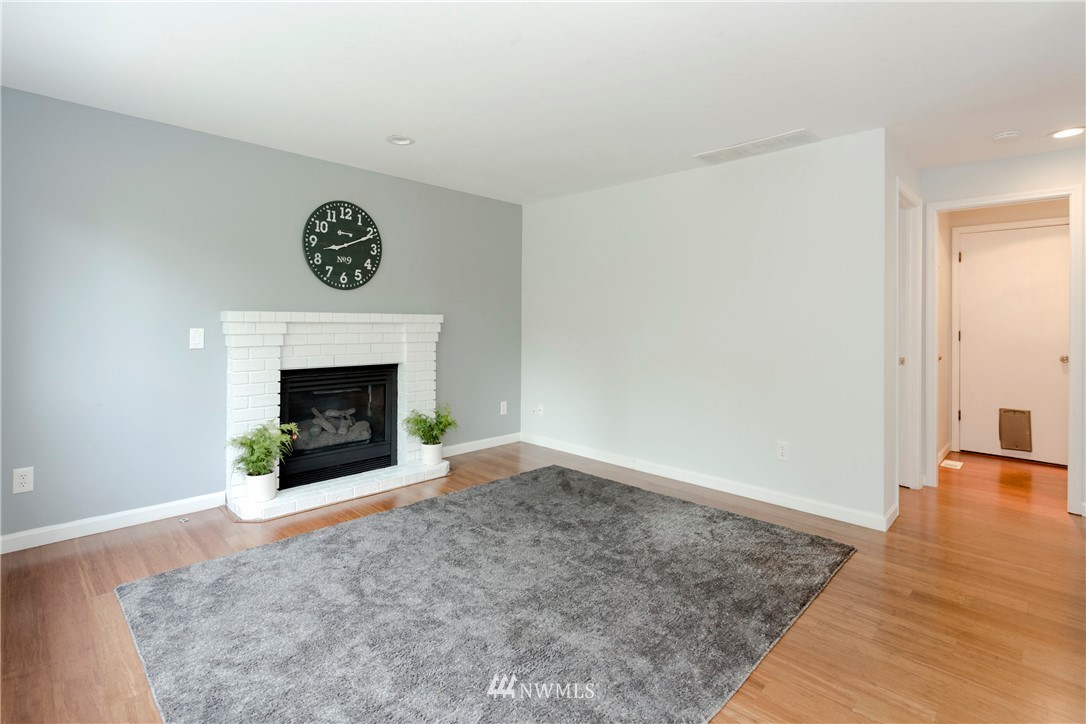 2319 210th Street Southeast Bothell, WA 98021 - Photo 11 of 25 Gallery Image 11