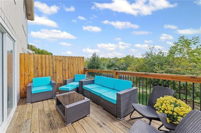 $299,000 | 1526 Legend Trail Drive, Unit B, Lawrence, KS 66047