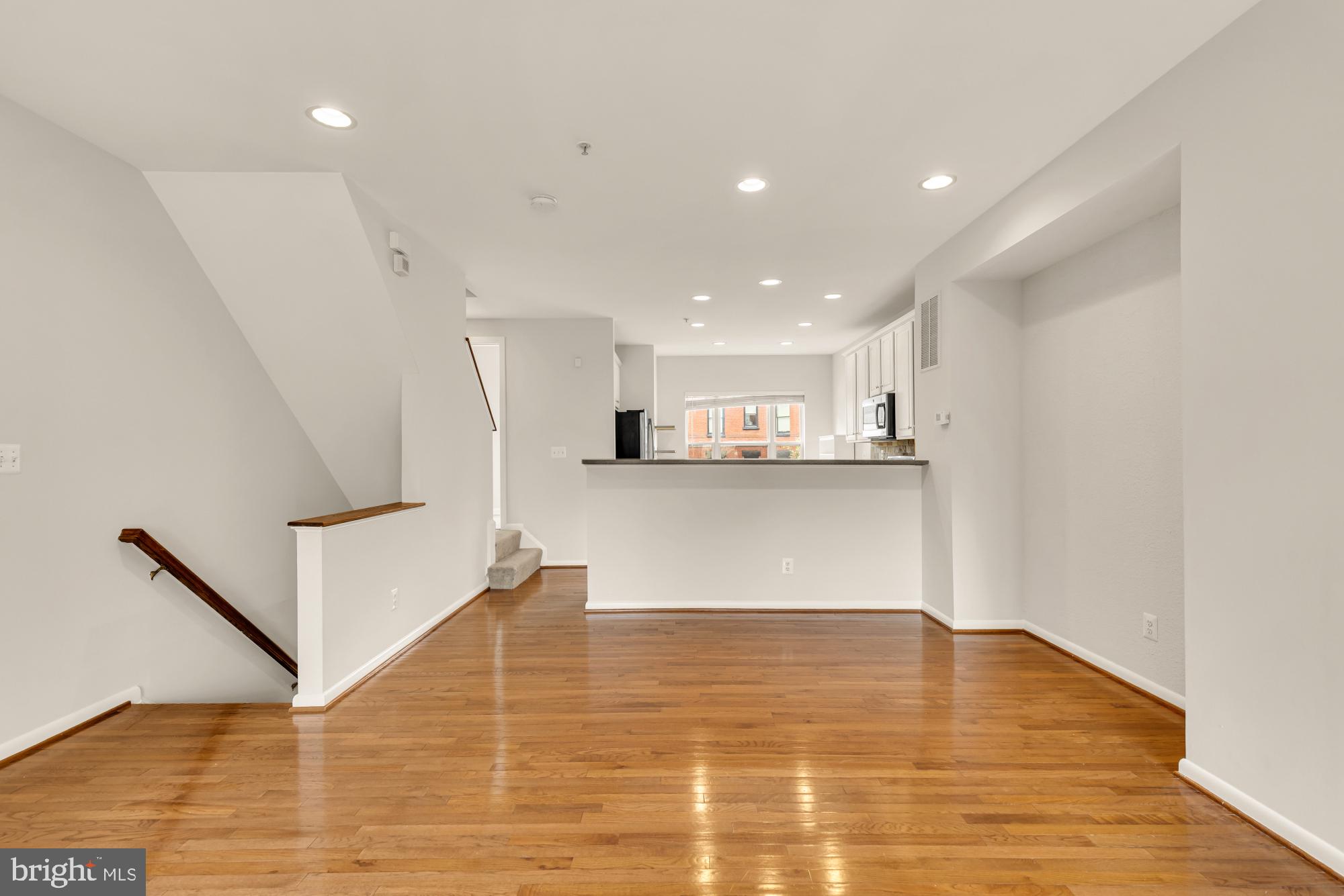 1227 V Street Northwest Washington, DC 20009 - Photo 14 of 38