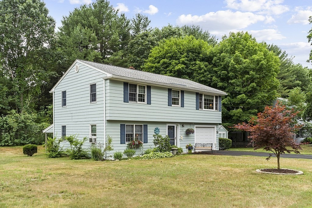 25 Fayette Road Bedford, MA 01730 - Photo 1 of 34 Gallery Image 1