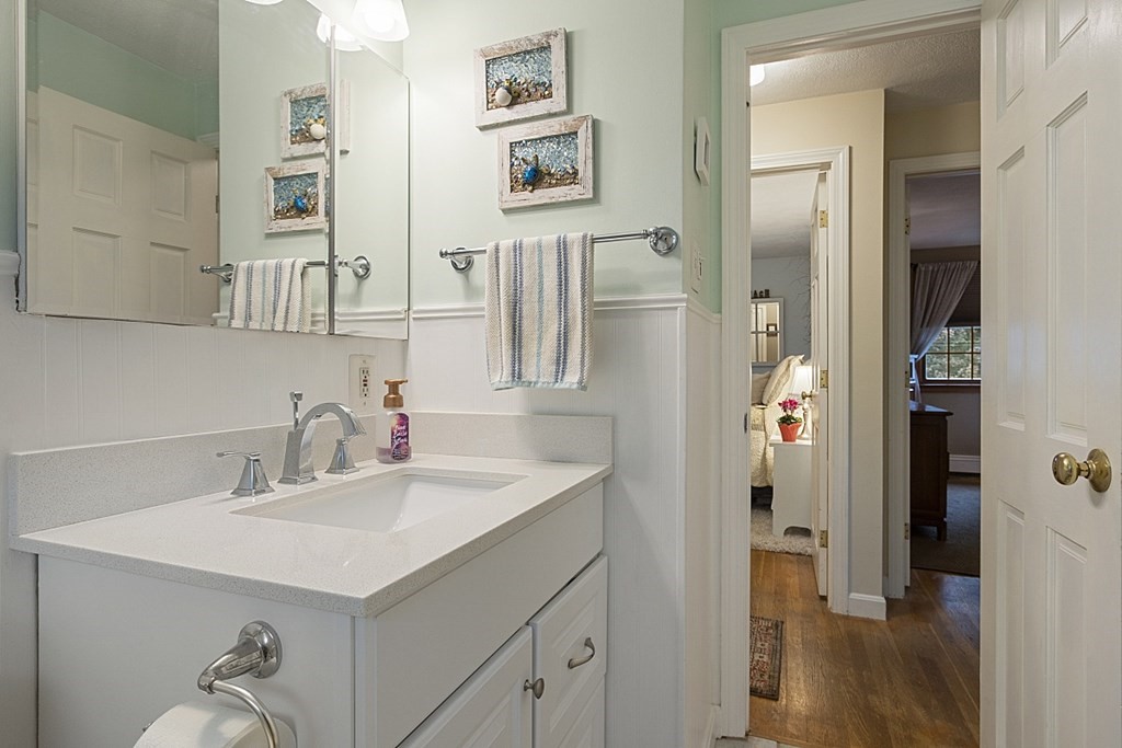 25 Fayette Road Bedford, MA 01730 - Photo 26 of 34 Gallery Image 26