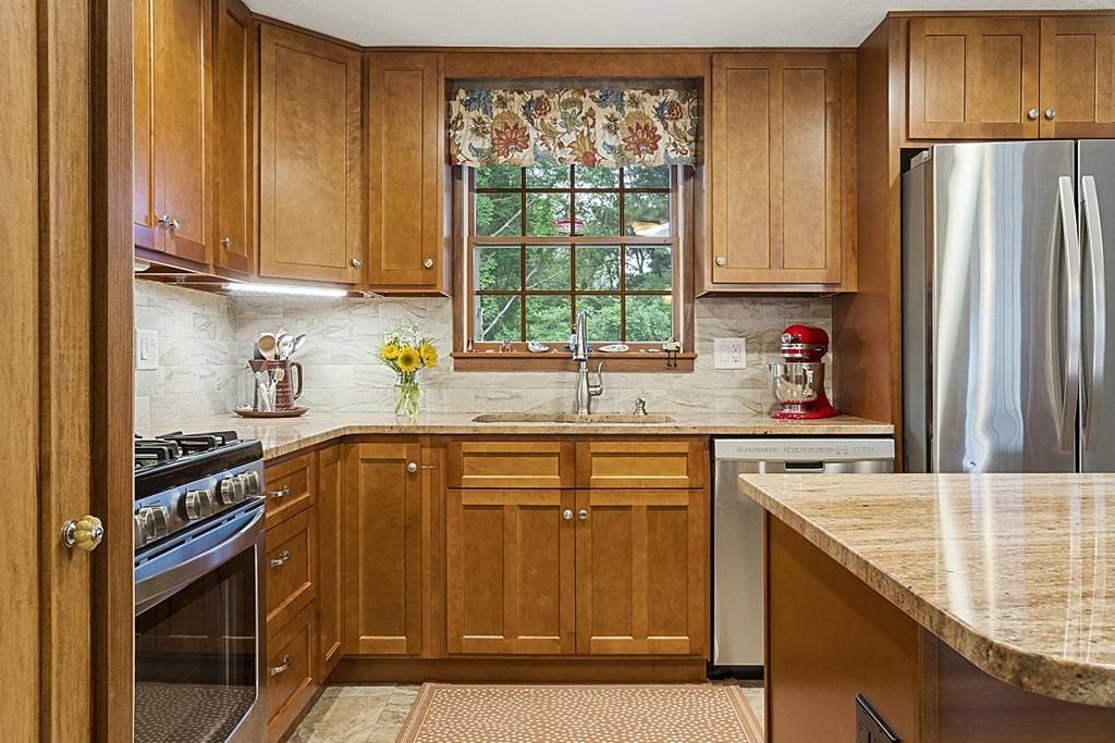 25 Fayette Road Bedford, MA 01730 - Photo 32 of 34 Gallery Image 32