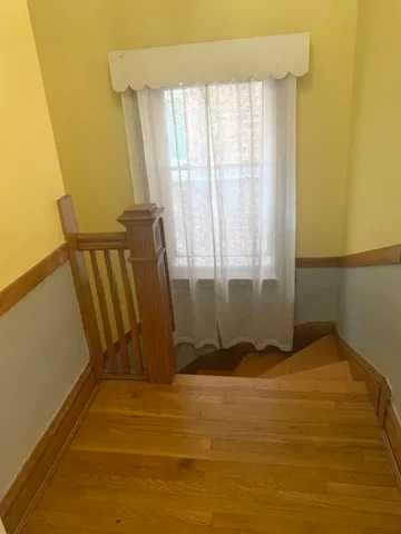 $1,900 | 3013 North Hamlin Avenue, Unit 2, Chicago, IL 60618