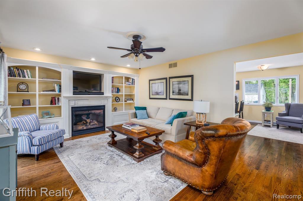 3041 Hunter Road Brighton, MI 48114 - Photo 16 of 65
