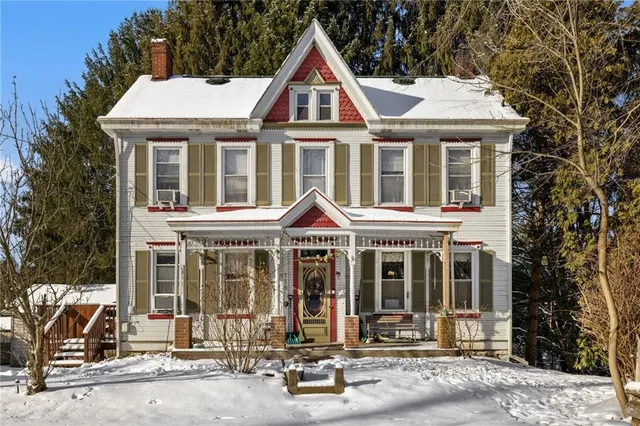 $475,000 | 118 Saltarka Road, Zelienople, PA 16063