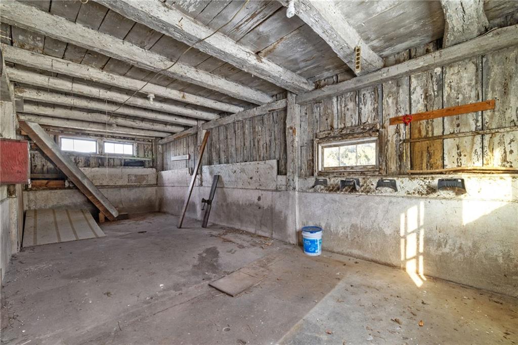 118 Saltarka Road Zelienople, PA 16063 - Photo 34 of 50