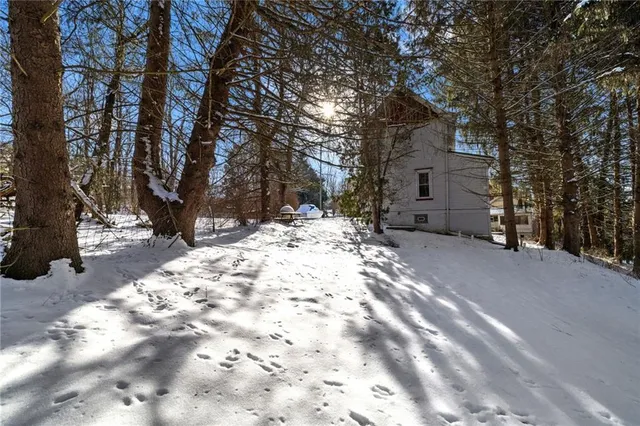 $475,000 | 118 Saltarka Road, Zelienople, PA 16063