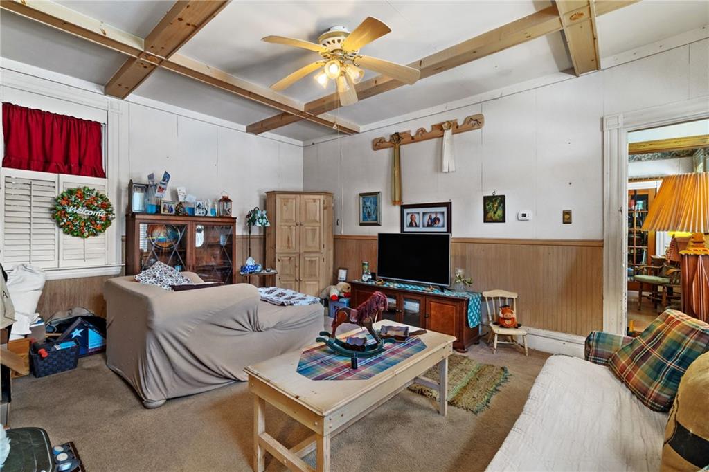 118 Saltarka Road Zelienople, PA 16063 - Photo 10 of 50