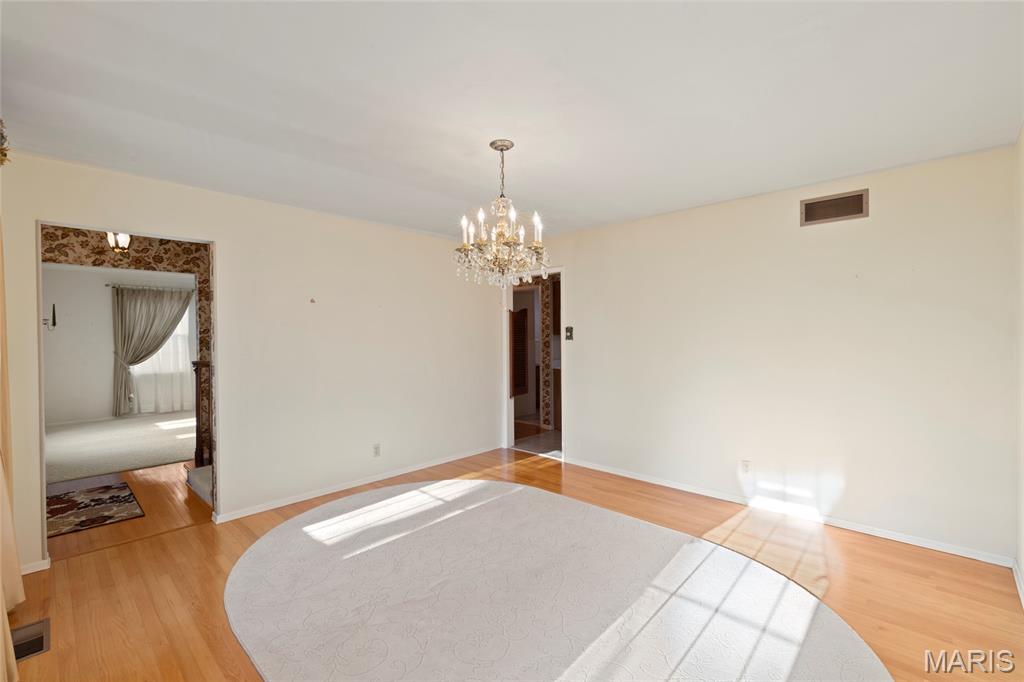 7761 Becker Road St. Louis, MO 63129 - Photo 13 of 40