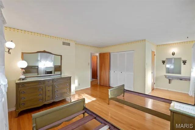 $435,000 | 7761 Becker Road, St. Louis, MO 63129