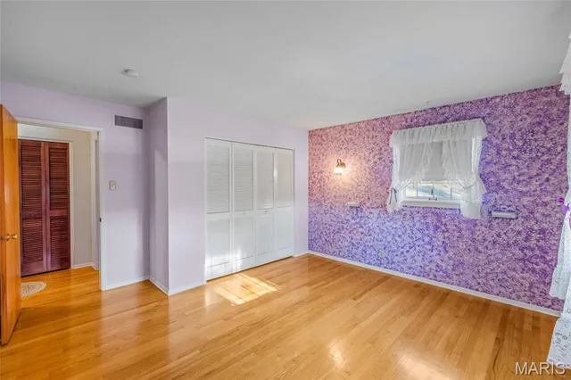 $435,000 | 7761 Becker Road, St. Louis, MO 63129