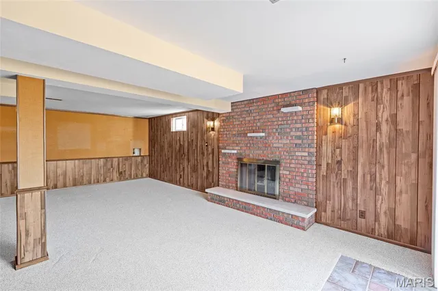 $435,000 | 7761 Becker Road, St. Louis, MO 63129