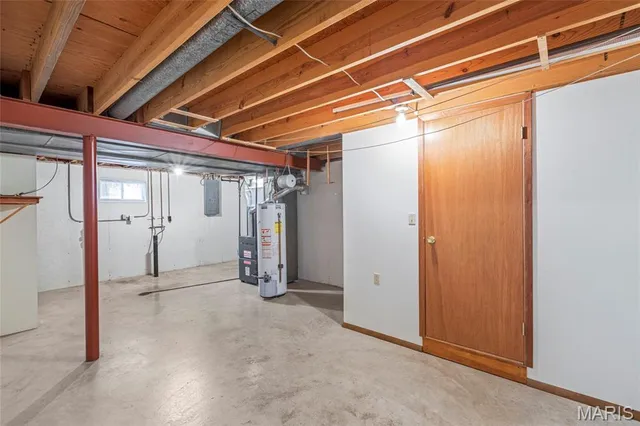 $435,000 | 7761 Becker Road, St. Louis, MO 63129