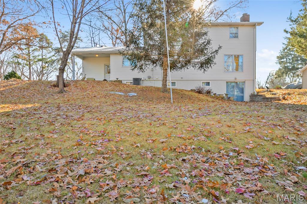 7761 Becker Road St. Louis, MO 63129 - Photo 4 of 40