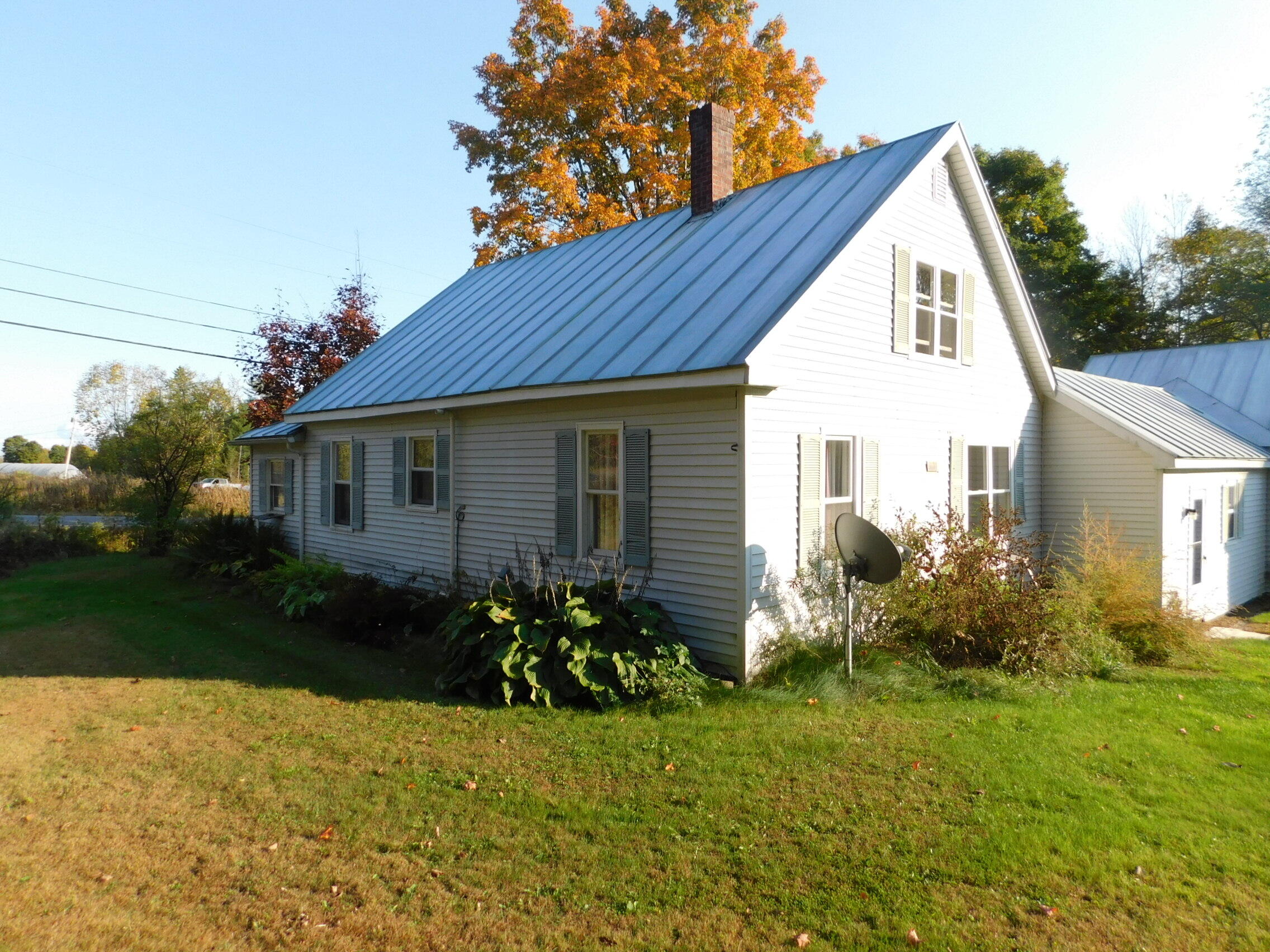774 Thurston Hill Road Madison, ME 04950 - Photo 6 of 42 DSCN2104