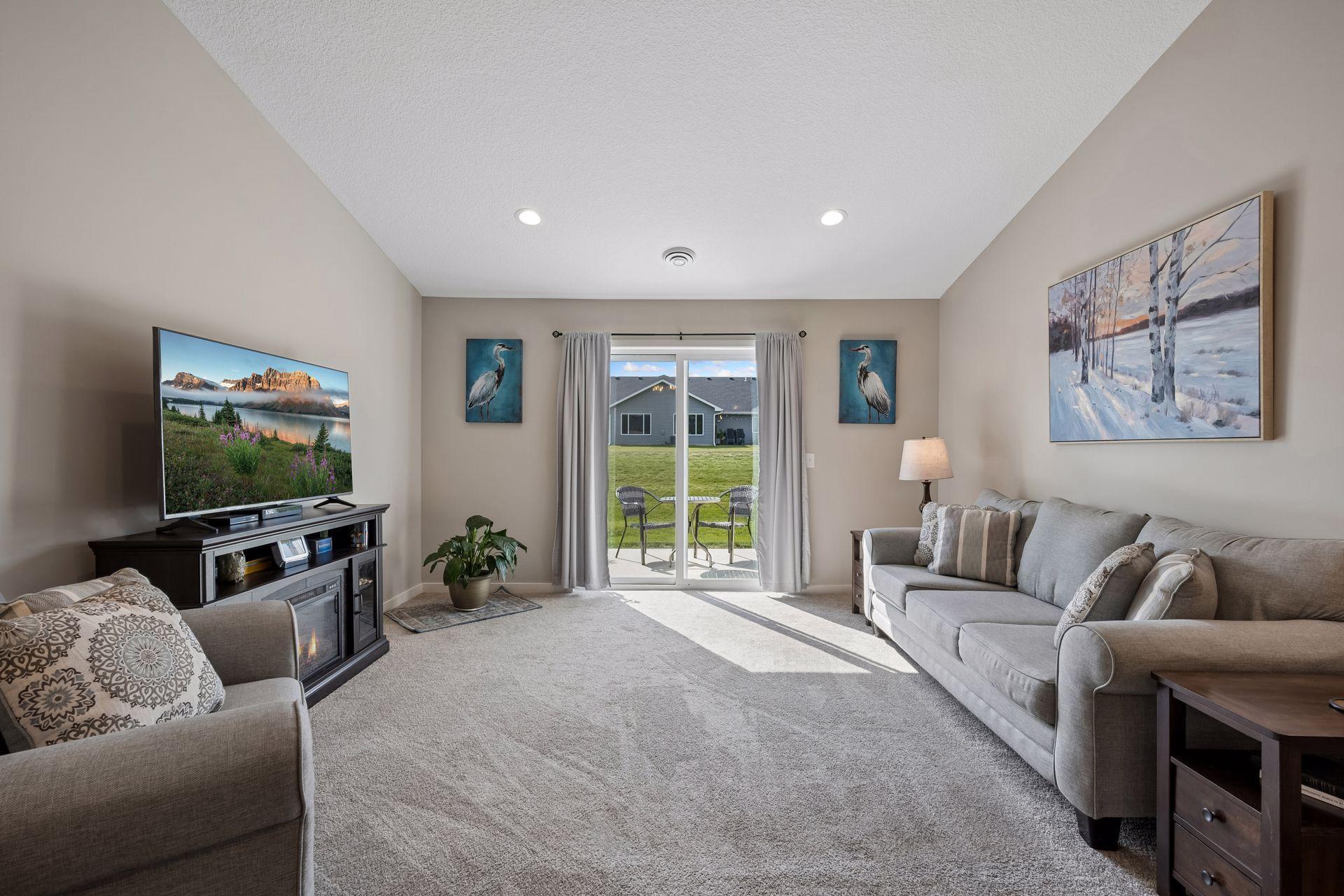 323 Geneva Road Maple Lake, MN 55358 - Photo 11 of 27 Gallery Image 11