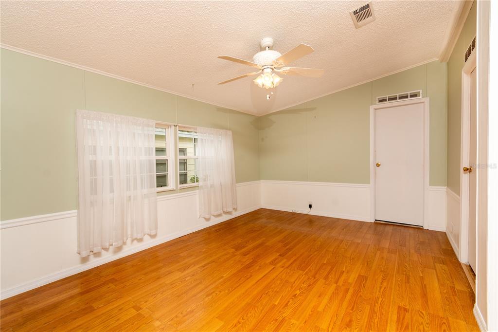 1001 Starkey Road, Unit 82 Largo, FL 33771 - Photo 22 of 47 Gallery Image 22