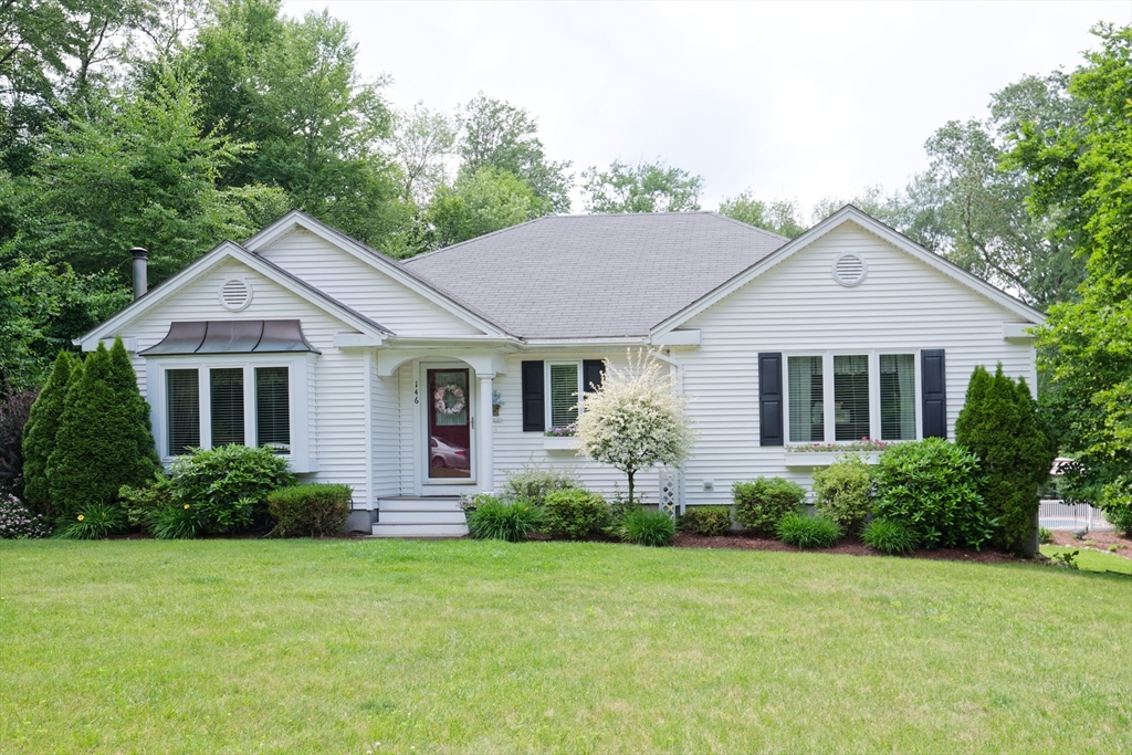146 Hunter Road Uxbridge, MA 01569 - Photo 1 of 40 Gallery Image 1