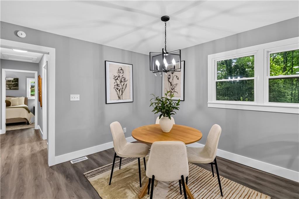 1539 Rockingway Drive Southwest Marietta, GA 30008 - Photo 10 of 34 Gallery Image 10