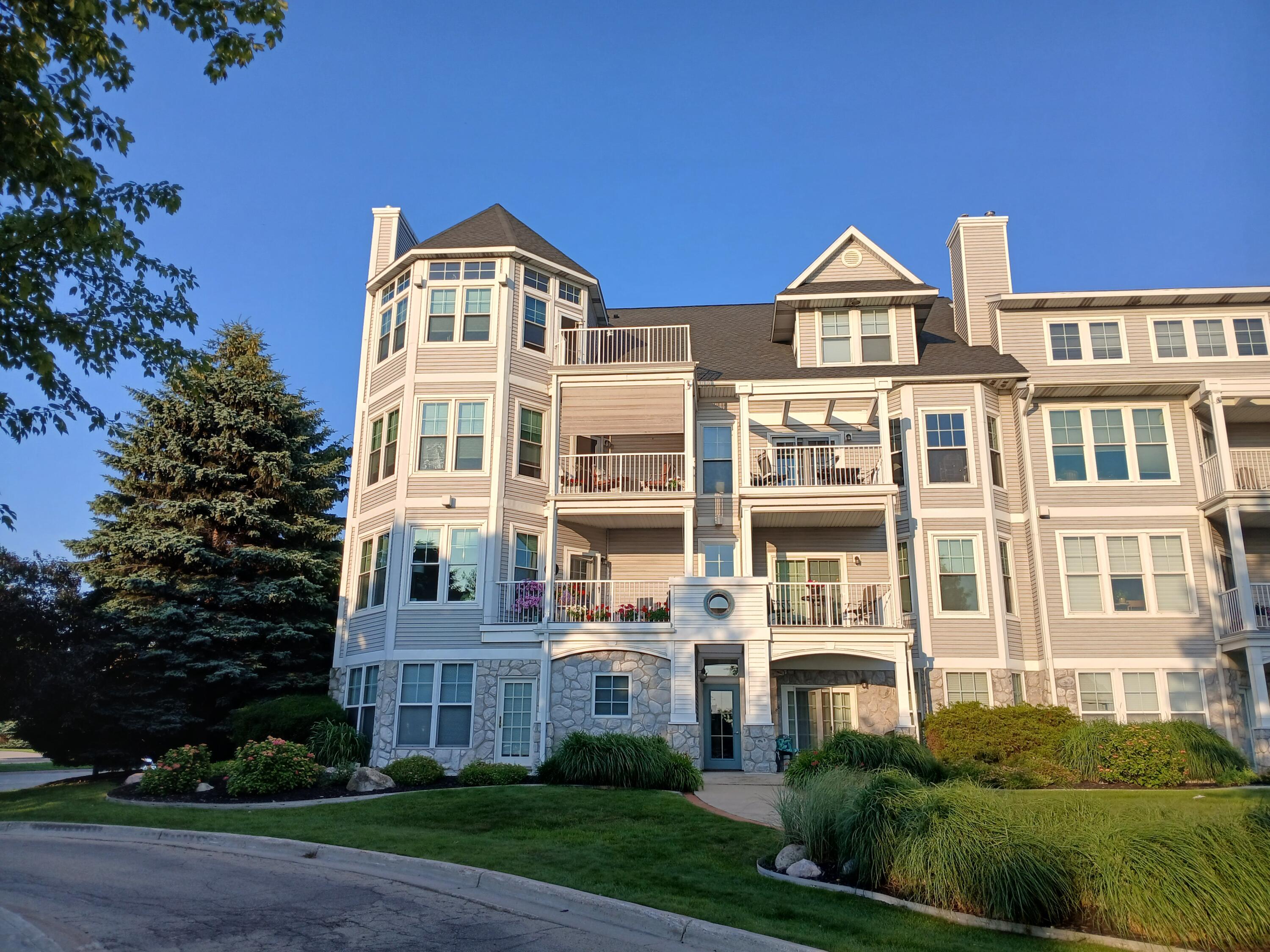300 South Rath Avenue, Unit 5 Ludington, MI 49431 - Photo 28 of 28 20260705_201720