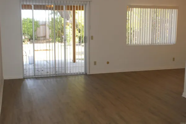 $2,500 | 348 San Dimas Avenue, Oceanside, CA 92057