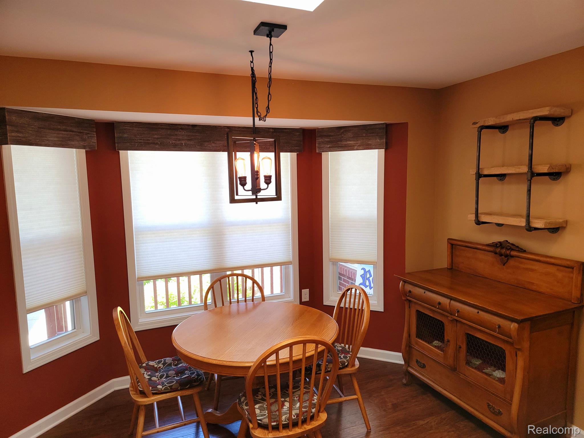 811 Nelson's Ridge Drive Howell, MI 48843 - Photo 4 of 33 Gallery Image 4