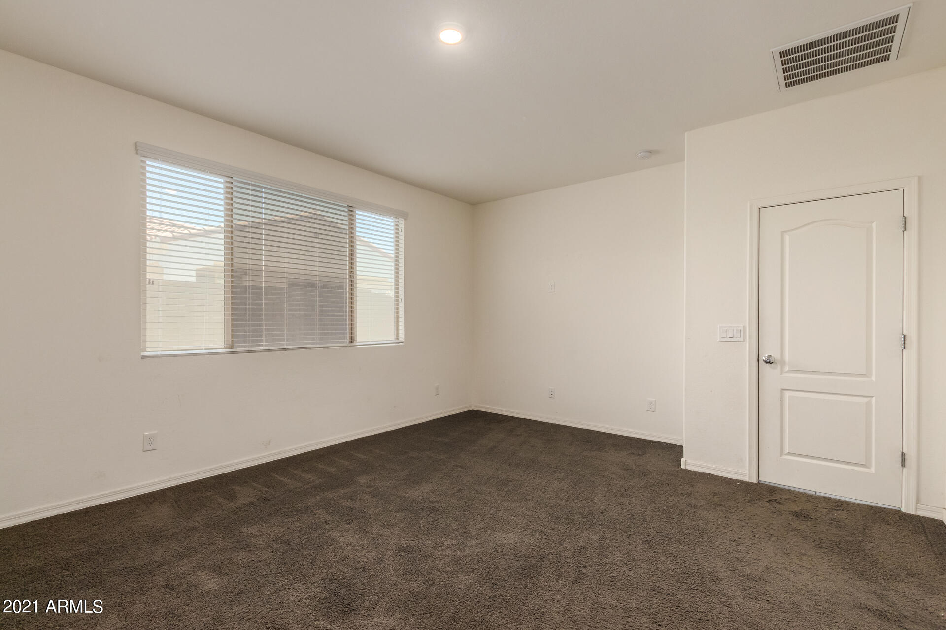 2837 East Fraktur Road Phoenix, AZ 85040 - Photo 31 of 40 Fraktur-31