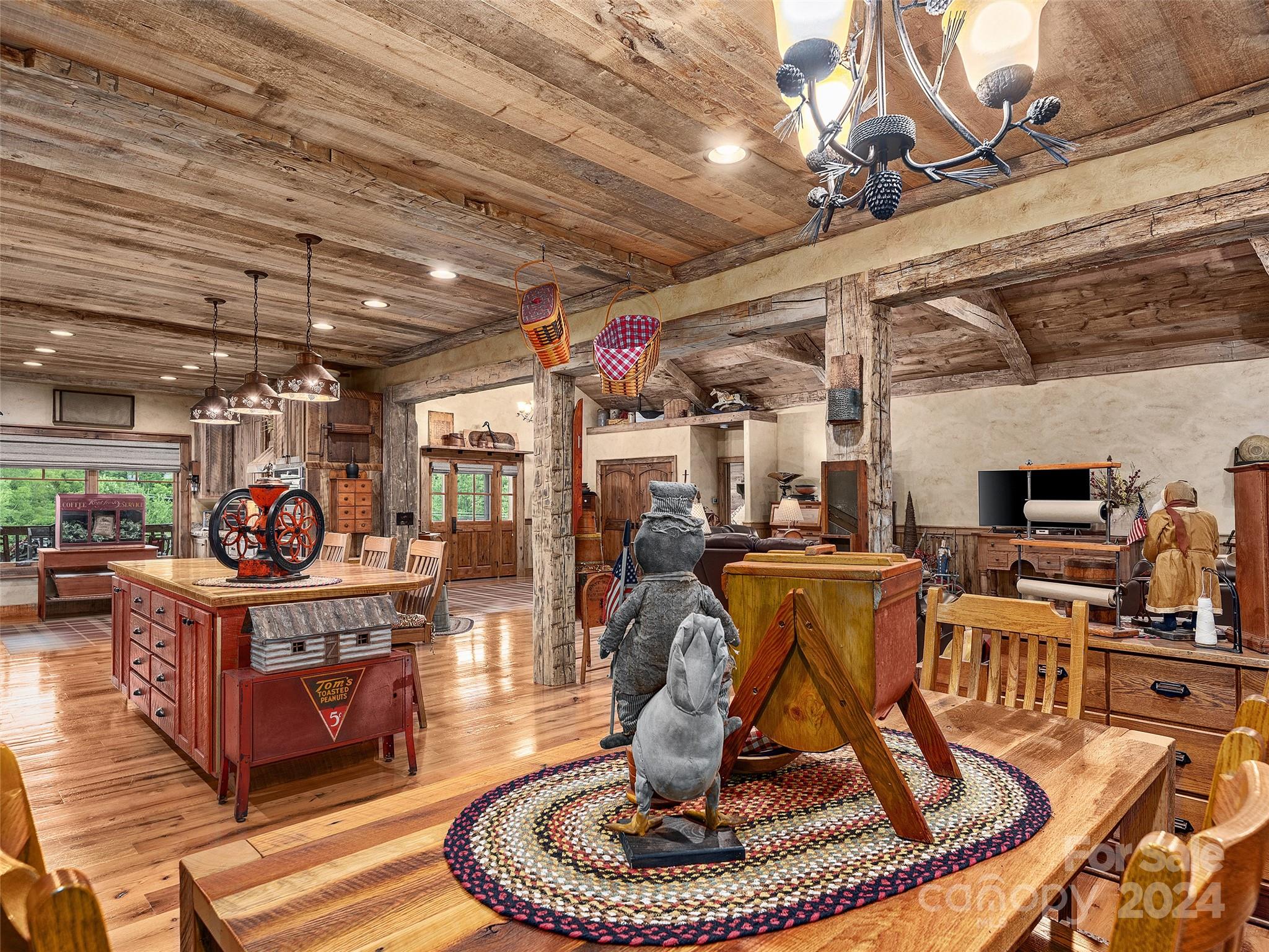 1279 Raccoon Road Waynesville, NC 28786 - Photo 9 of 47 Gallery Image 9