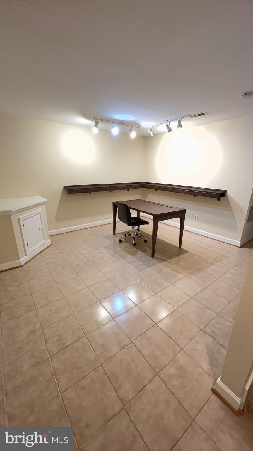 6610 Cypress Point Road Alexandria, VA 22312 - Photo 14 of 27 Rec Room/Office/Craft Room